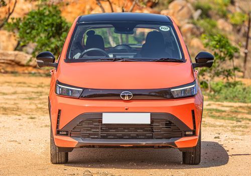 Tata Tiago exterior image 1