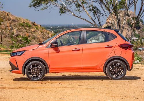 Tata Tiago exterior image 3