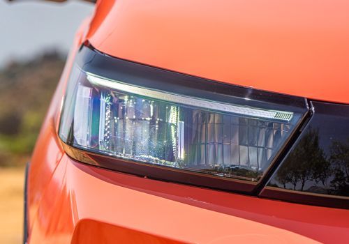 Tata Tiago exterior image 8