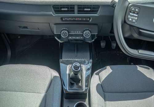 Tata Tiago interior image 3