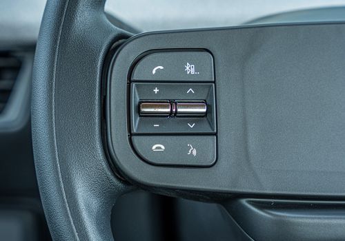 Tata Tiago interior image 8